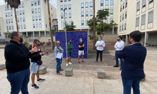 Santa Cruz firmará este mes la rehabilitación sostenible de 381 viviendas en Añaza 