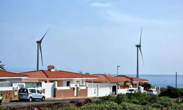 Arico se opone a la decisión del Gobierno de Canarias de autorizar el parque eólico La Morra 