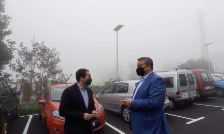 El Ayuntamiento estudia renovar la instalación del alumbrado público con un sistema que se abastezca de energía solar