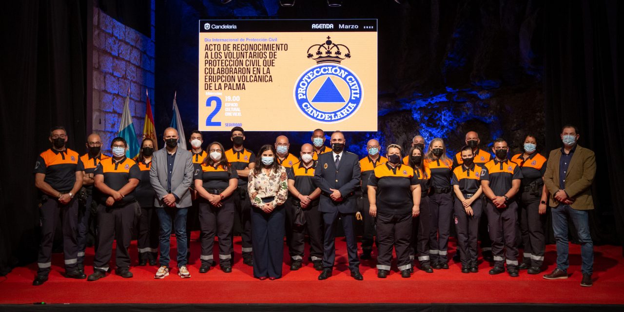 Reconocimiento a los voluntarios de Protección Civil, con especial mención a su colaboración en la Isla de La Palma 