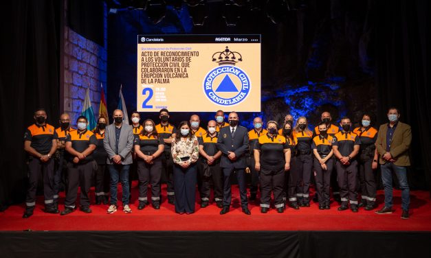 Reconocimiento a los voluntarios de Protección Civil, con especial mención a su colaboración en la Isla de La Palma 