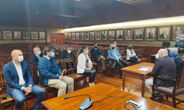 <strong>Puerto de la Cruz&nbsp;</strong><strong>comparte con&nbsp;</strong><strong>FEPECO&nbsp;</strong><strong>los proyectos&nbsp;</strong><strong>que encara la ciudad en los próximos meses</strong>