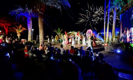 Puerto de la Cruz inaugura su Carnaval Internacional en el Complejo Turístico Costa Martiánez  