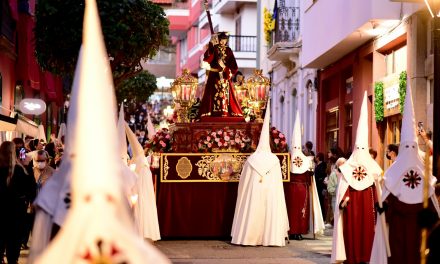 La emoción contenida por el Nazareno protagoniza el Jueves Santo en Puerto de la Cruz  