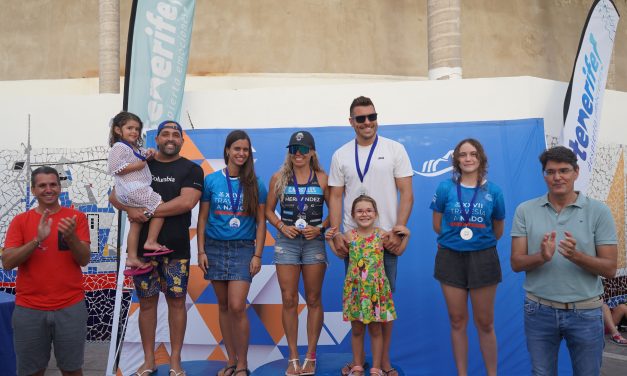 Diego Molina y Raquel Arostegui ganadores absolutos de la XXVII edición de la Travesía a Nado de Santiago del Teide.