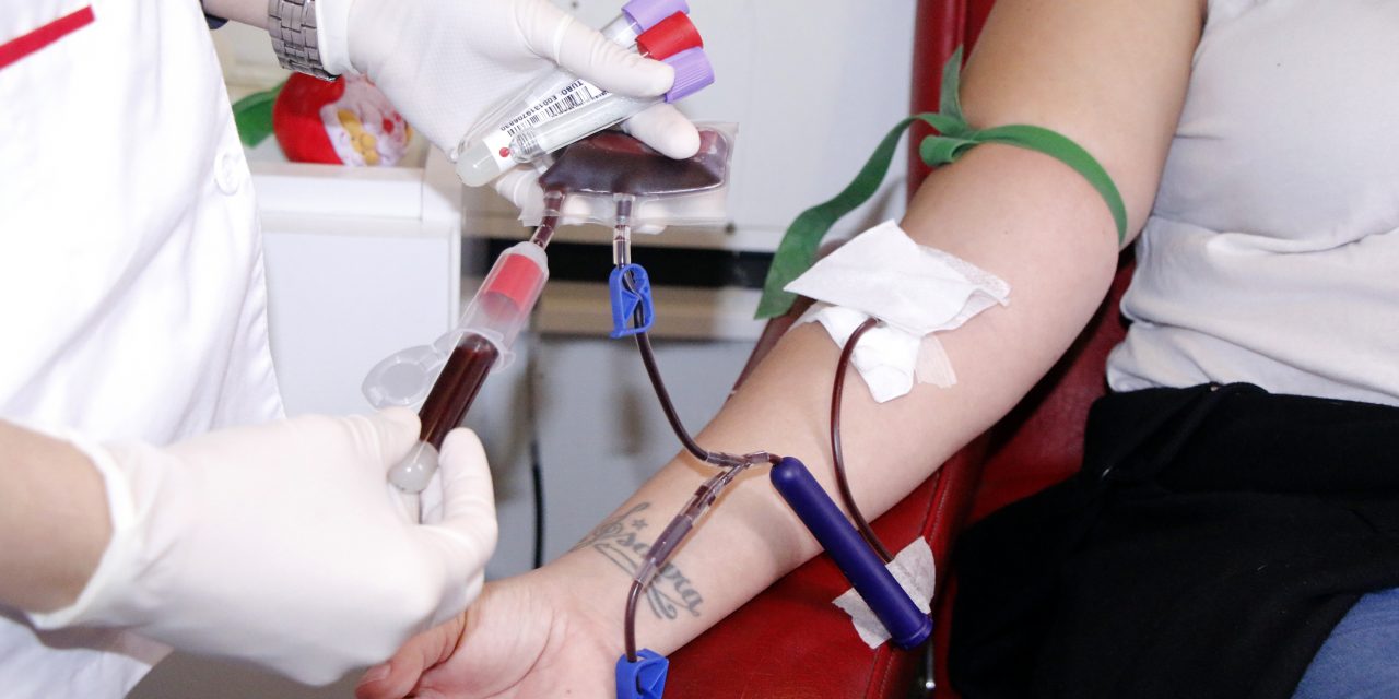 Tacoronte recibe un nuevo punto itinerante de donación de sangre.