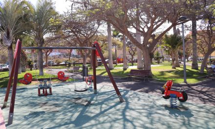 El Ayuntamiento de Arona inicia una evaluación delos parques infantiles y zonas de juego del municipio.