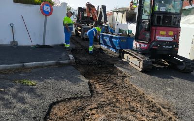 El Ayuntamiento de Arico mejora la red de abastecimiento de la calle Atalaya.