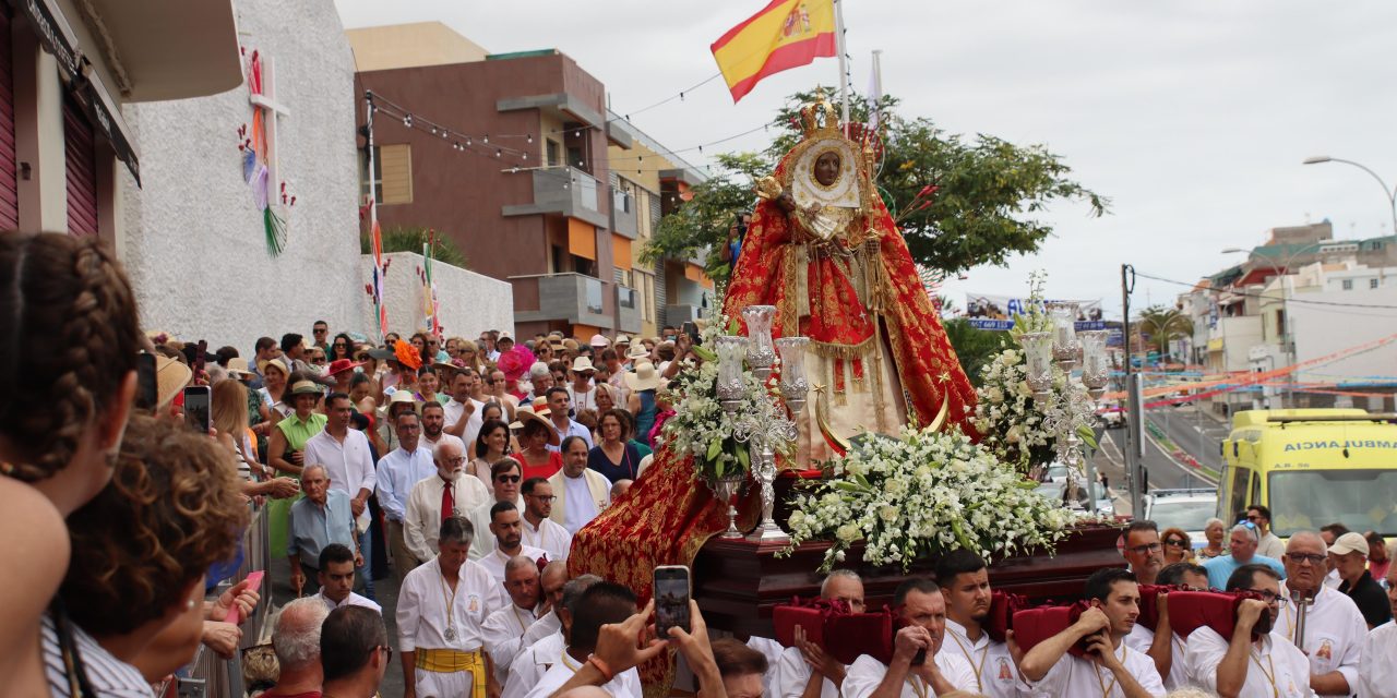 Alcalá vuelve a vivir el culto a la Virgen de Candelaria.