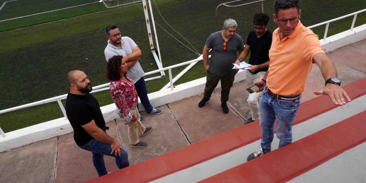 EL AYUNTAMIENTO DE LOS SILOS INVIERTE MÁS DE 200.000 EUROS EN LA RENOVACIÓN DE LA ILUMINACIÓN DEL ESTADIO JUAN VALIENTE.