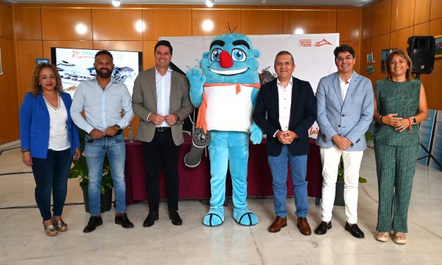 El alcalde presenta la VII edición del proyecto “Un Mar de Experiencias 2024”